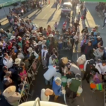 Por los cortes, reparten 11.000 L de leche en Arequipa